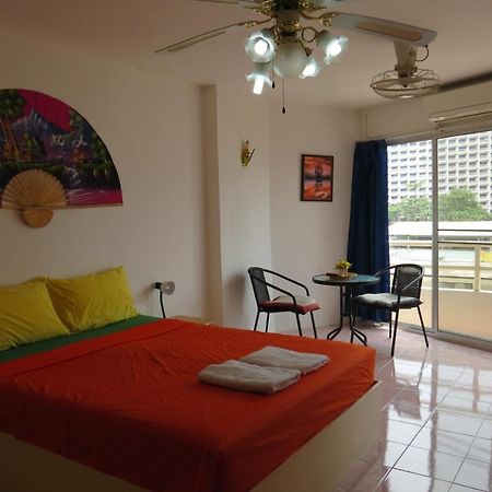 B&B View Talay 1B Apartments Pattaya Luaran gambar