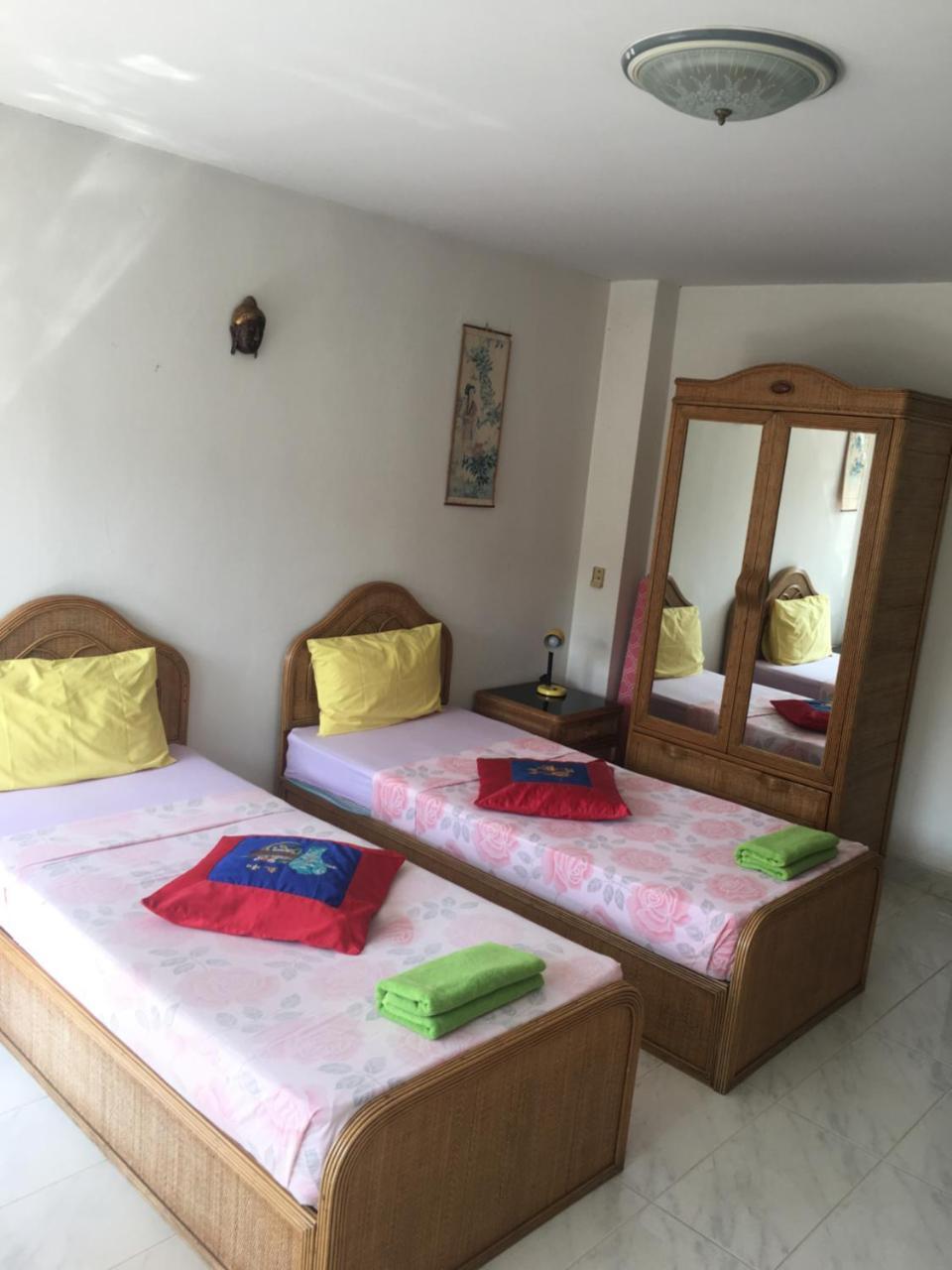 B&B View Talay 1B Apartments Pattaya Luaran gambar