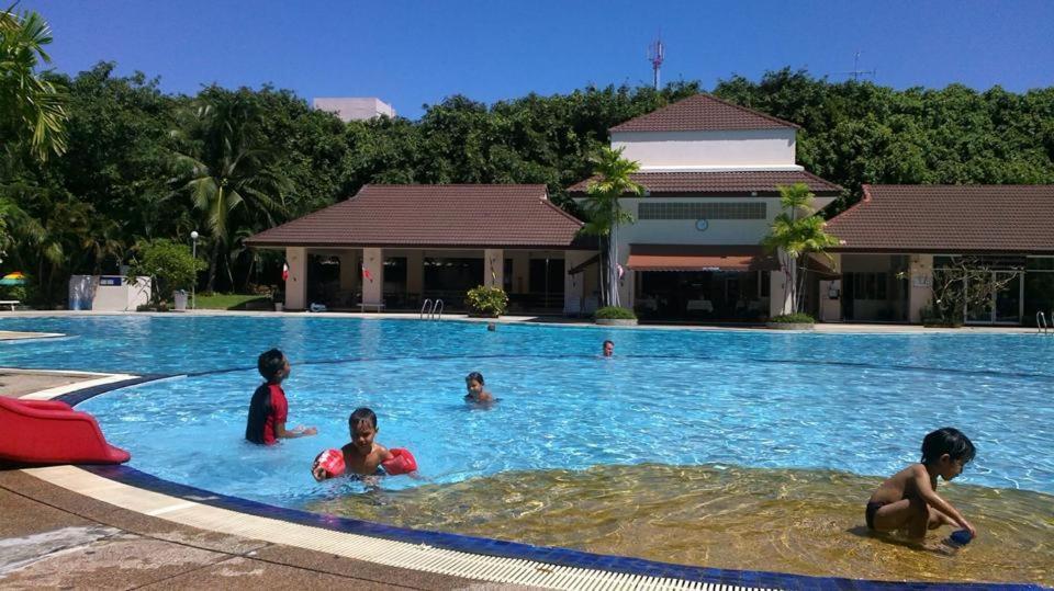 B&B View Talay 1B Apartments Pattaya Luaran gambar