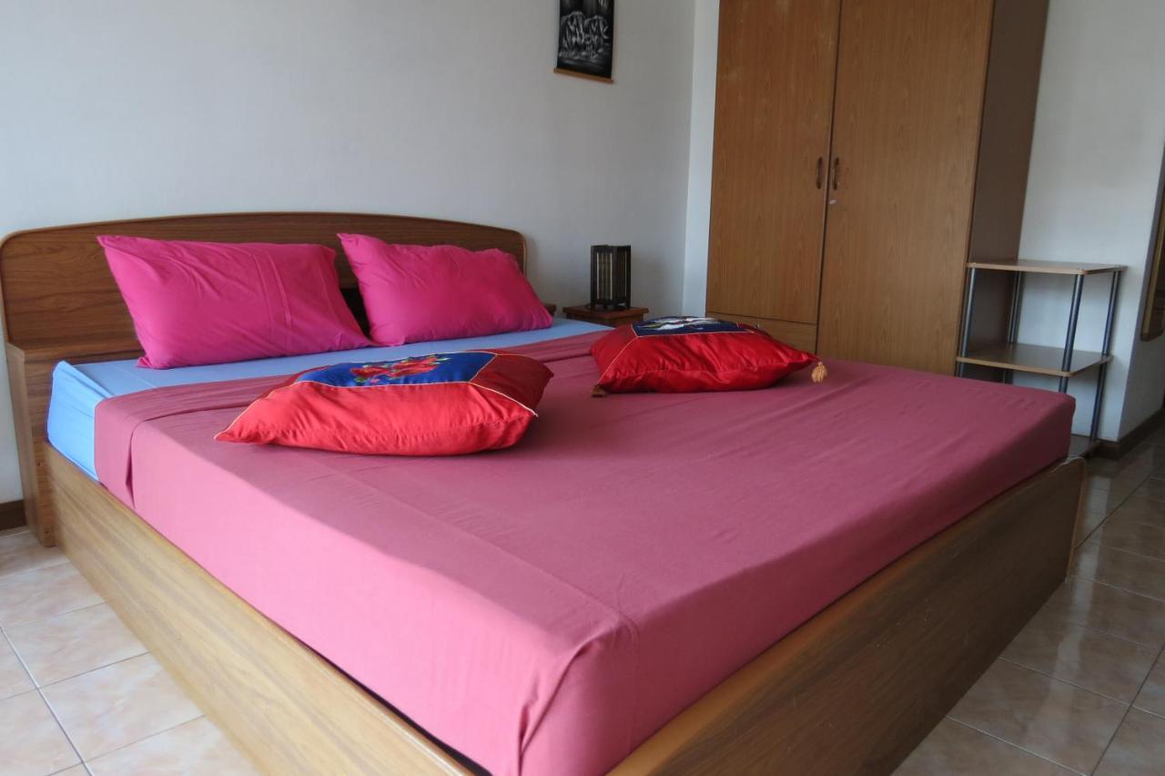 B&B View Talay 1B Apartments Pattaya Luaran gambar